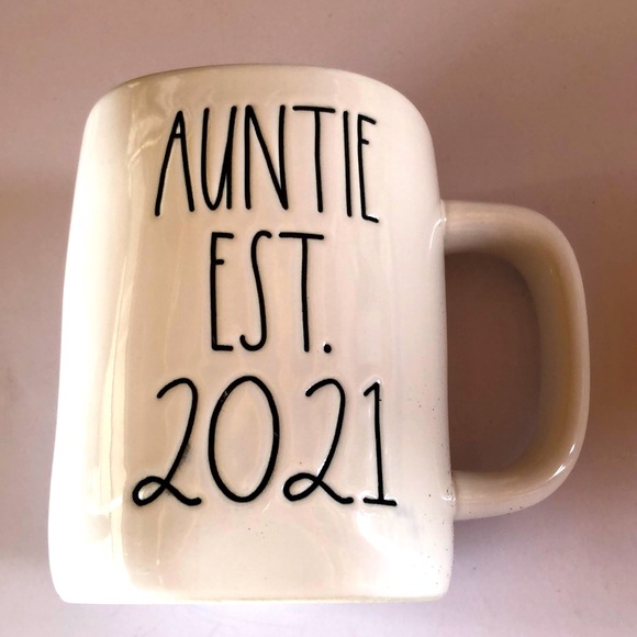 RAE DUNN Auntie, Artisian Collection by Majenta ‘202’ - Picture 1 of 4